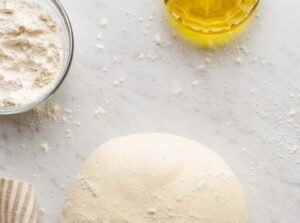 pizza-dough-on-floured